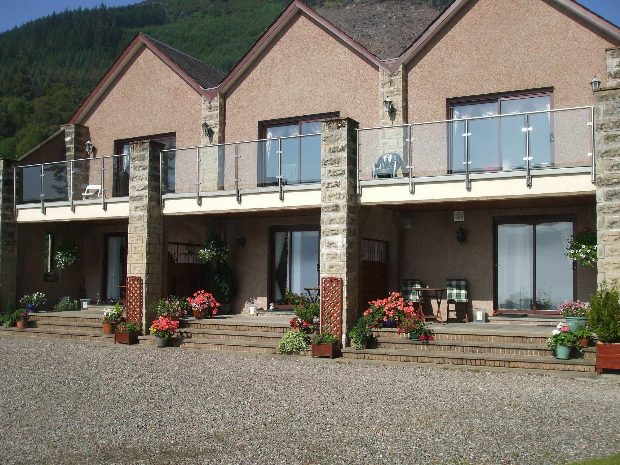 Tigh Na Bruach B&B Invermoriston Exterior photo